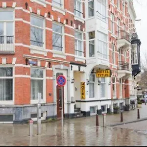 Titus Centre Ámsterdam